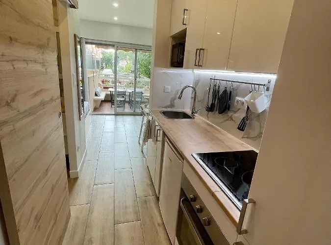 Apartman Superbe Avec Terrasse Proximite